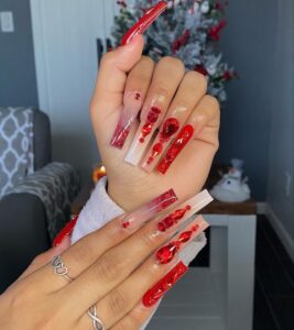 Stunning red nails that will highlight your looks 